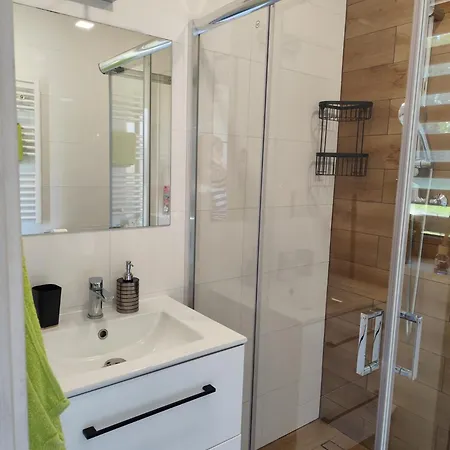 Pod Skarpa 27 Tatil Evi *